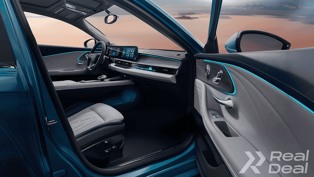 Car image 8