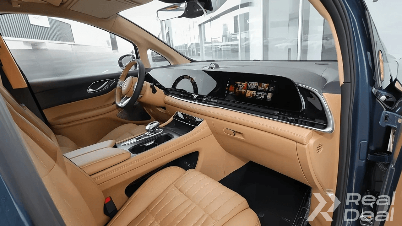 Car image 6