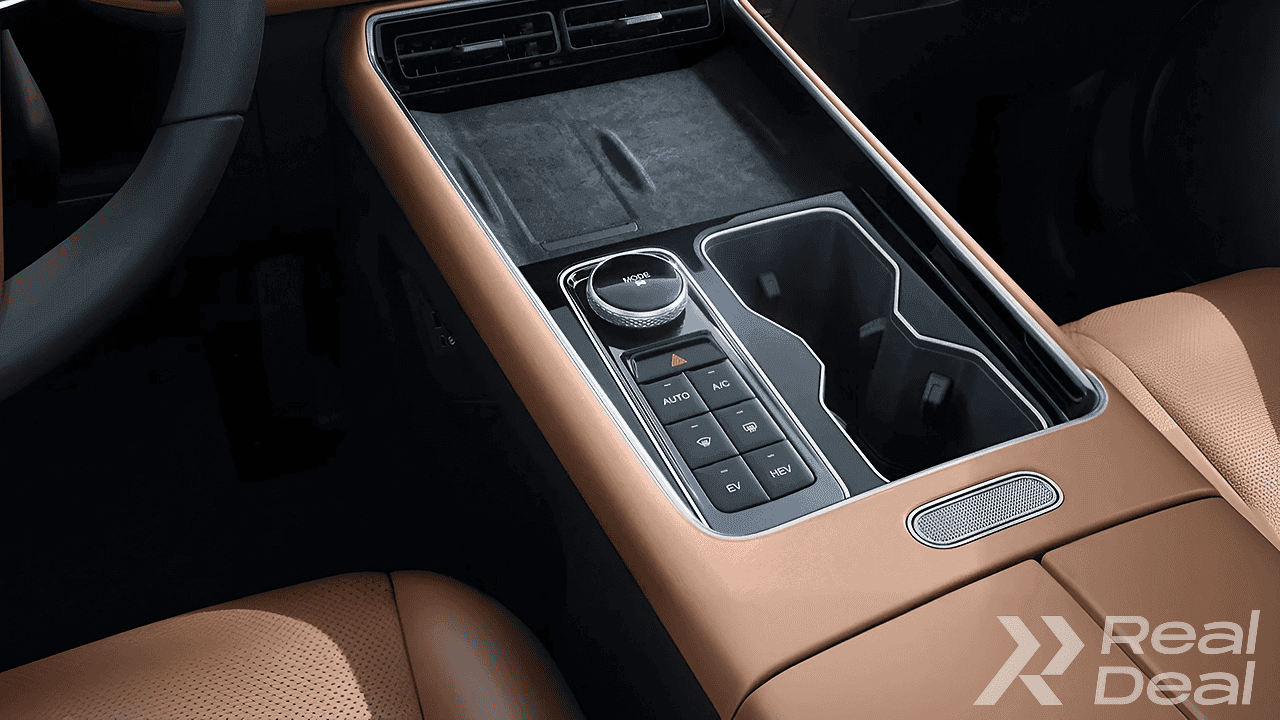 Car image 7