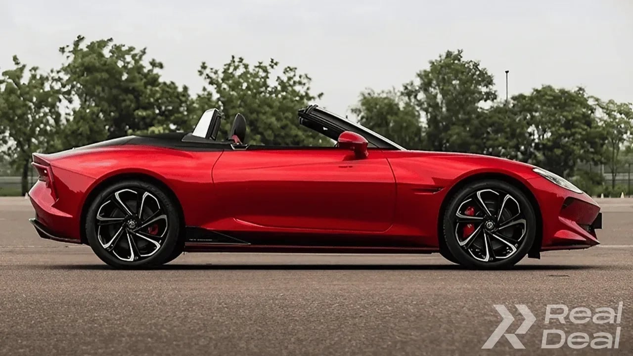 Car image 3