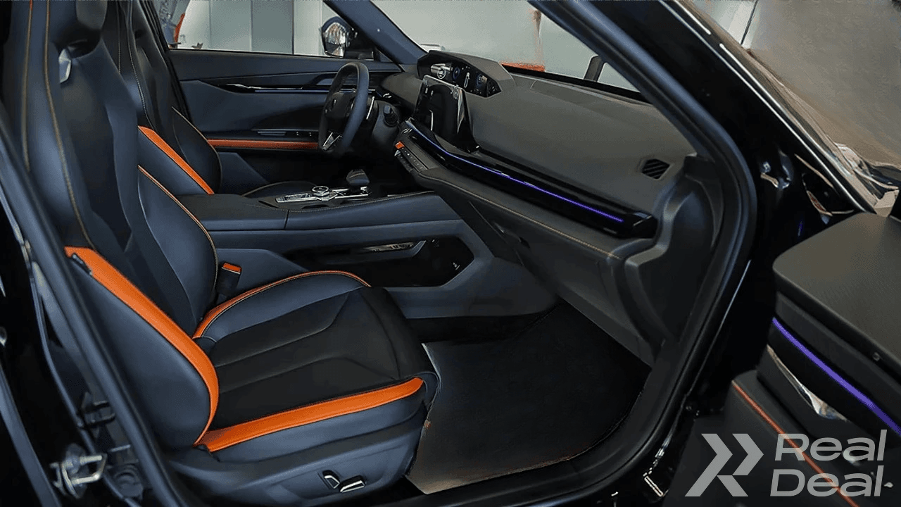 Car image 10
