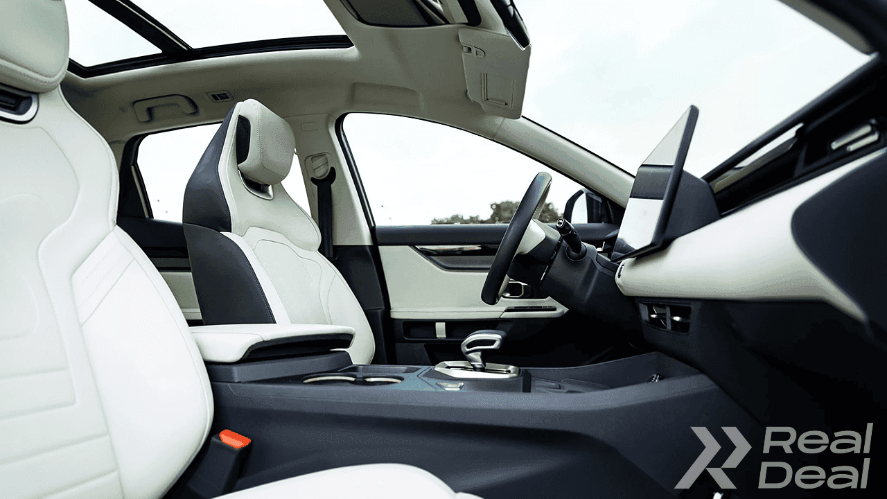 Car image 5
