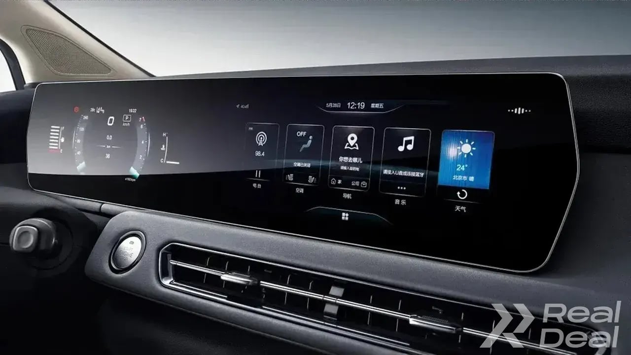 Car image 9