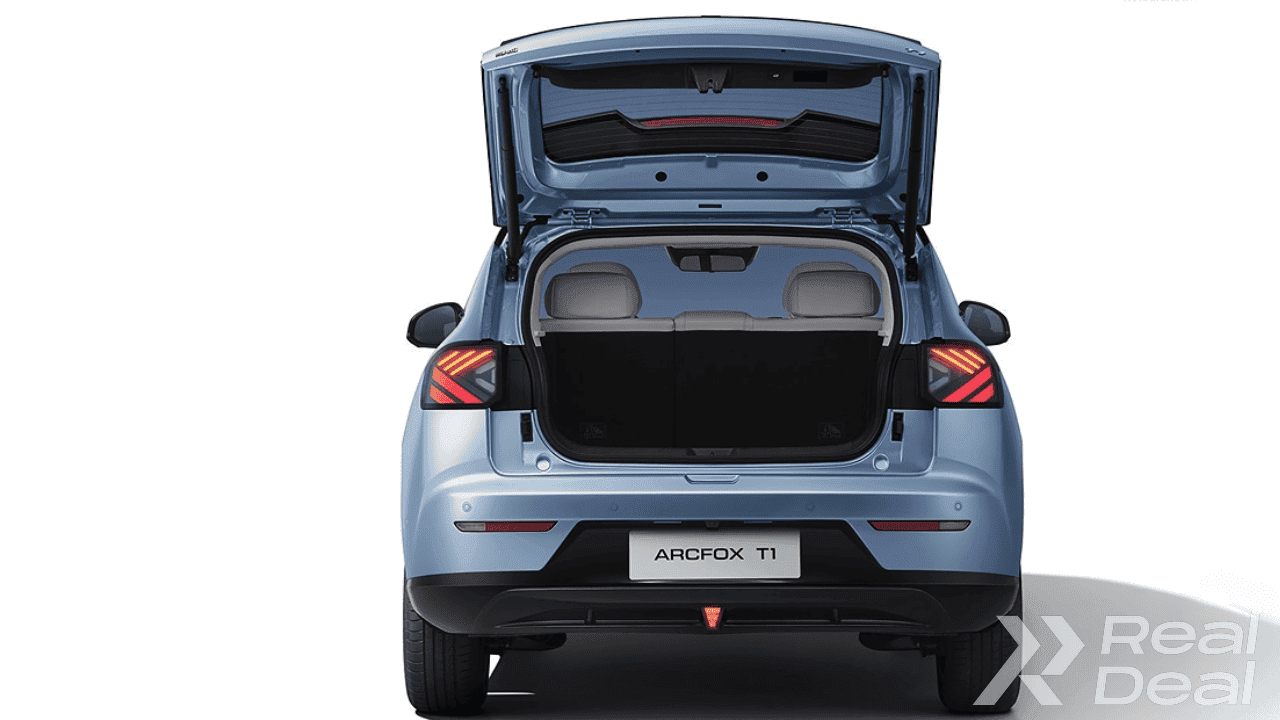 Car image 9
