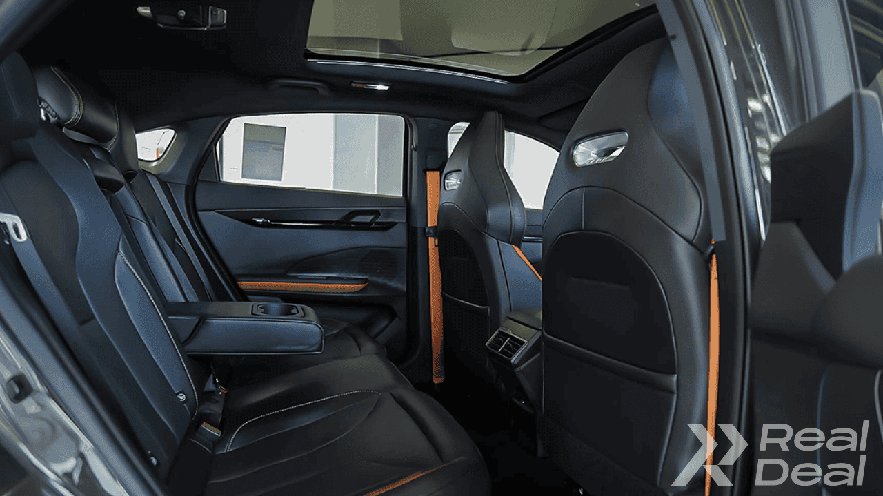 Car image 7
