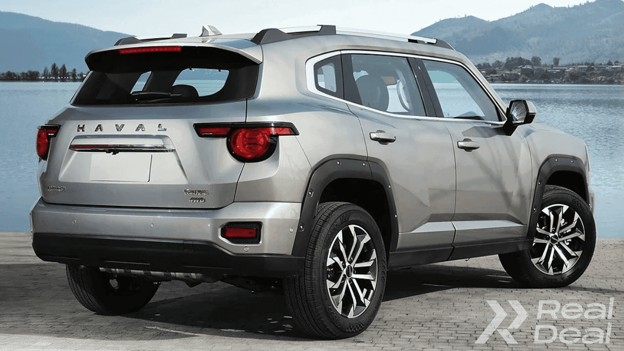 Car image 4