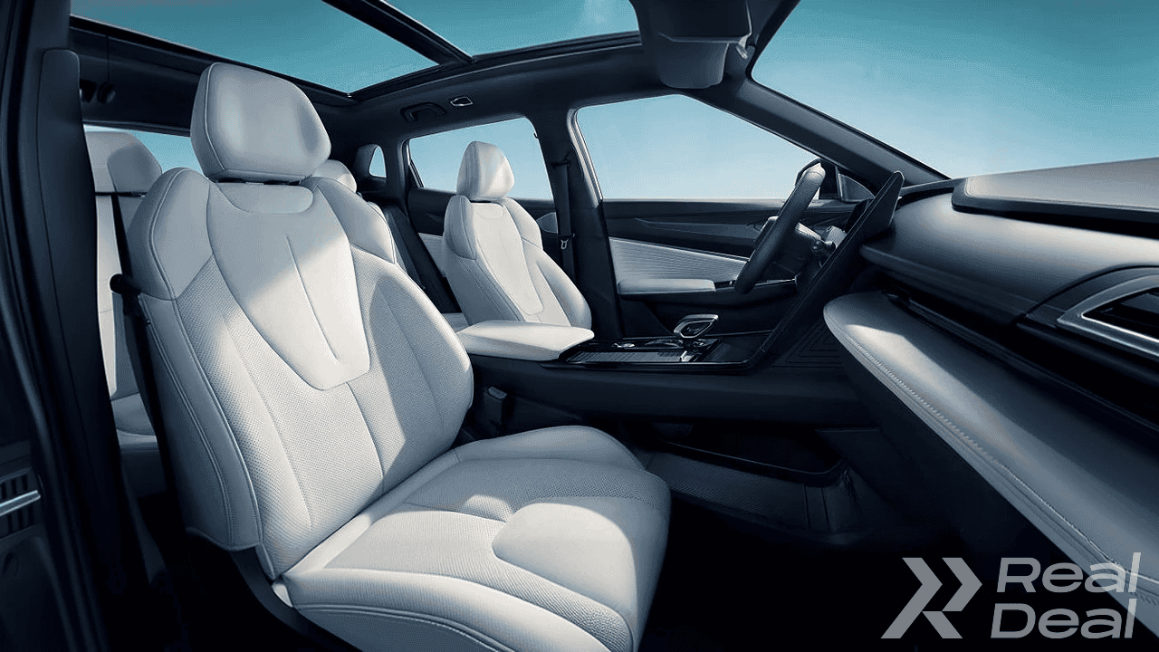 Car image 7