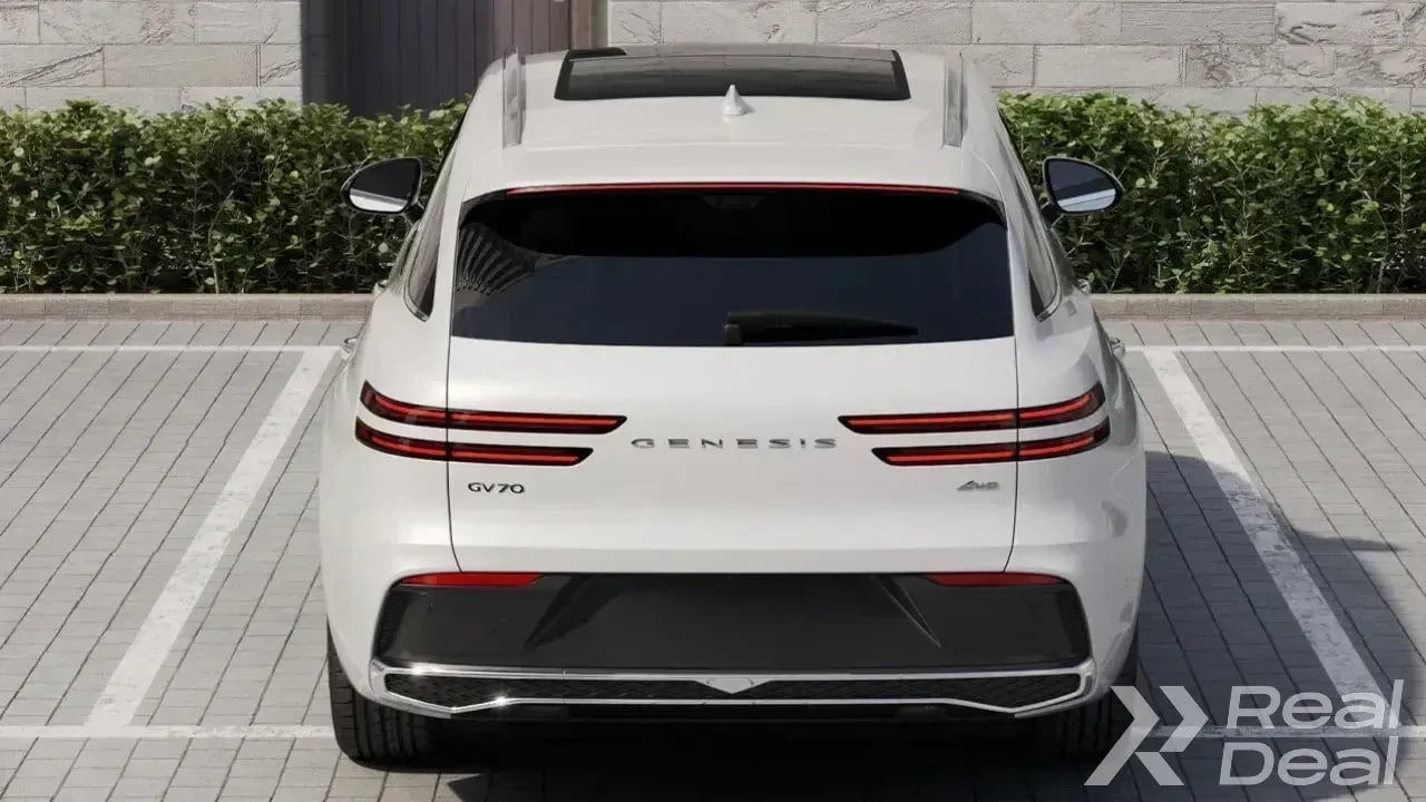 Car image 3
